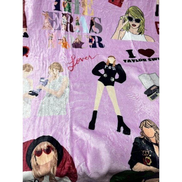 Taylor Swift Iconic Blanket 55”x40” Cozy Warm Soft Blanket TS Swifties 1989 Red - Picture 5 of 6